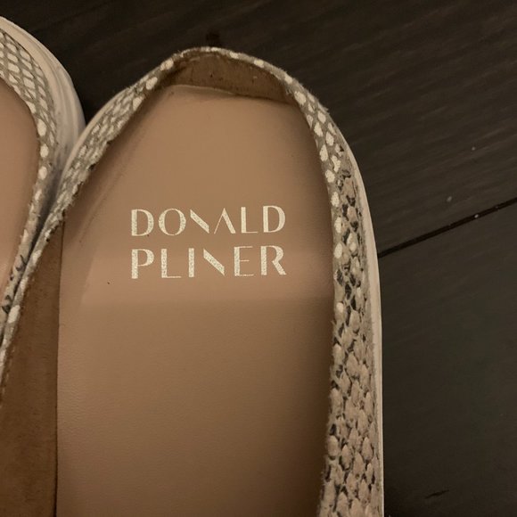 Donald Pliner Snakeskin loafers (Size 11) - Picture 4 of 6